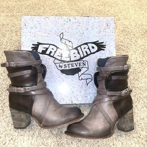 Freebird by Steven Baker Boots in Stone